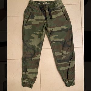 TNA Camo jogger